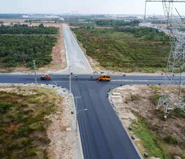 DJI_0180.00_08_07_03.Still008